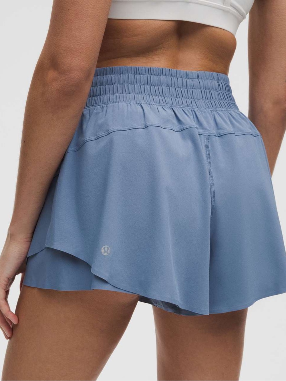 Lululemon Shake it out high rise running short 2.5” yoga Pilates activewear XXXS